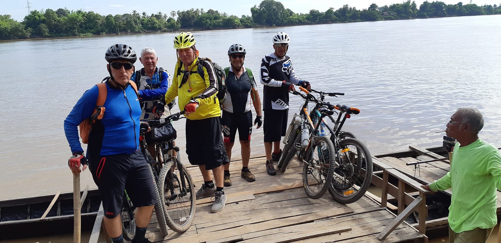 5 Days Northern Laos Biking Loop Tour